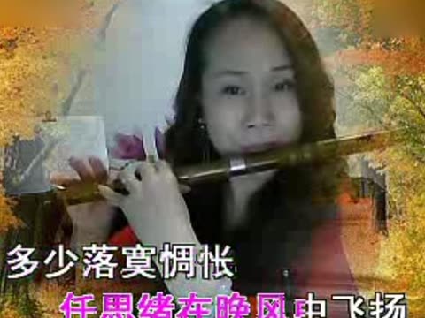走在乡间的小路上